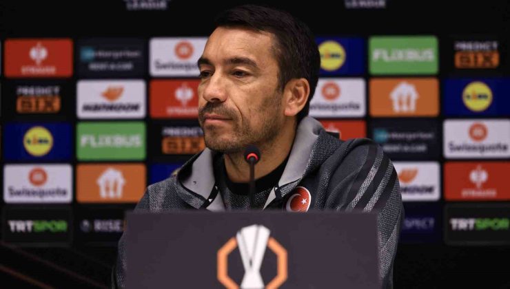 Bronckhorst: “Galip gelmek için buradayız”