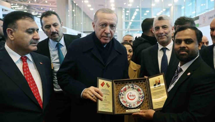 Cumhurbaşkanı Erdoğan: “İnsanlığın tüm kurumlarıyla kan kaybettiği dönemdeyiz”