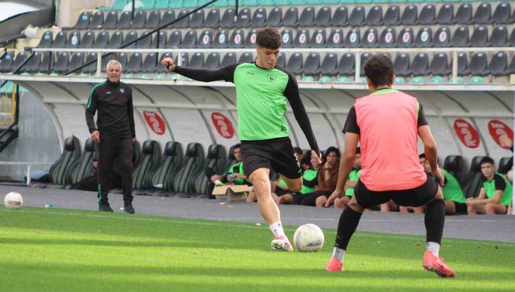 Denizlispor, Edirnespor hazırlıklarını U19 maçıyla sürdürdü