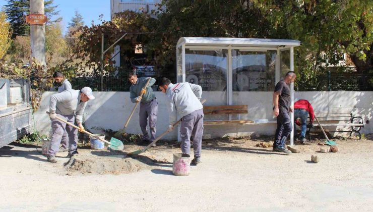 Elmalı’nın dört mahallesine otobüs durağı