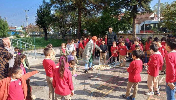 Geleneksel çocuk oyunları etkinliği başladı