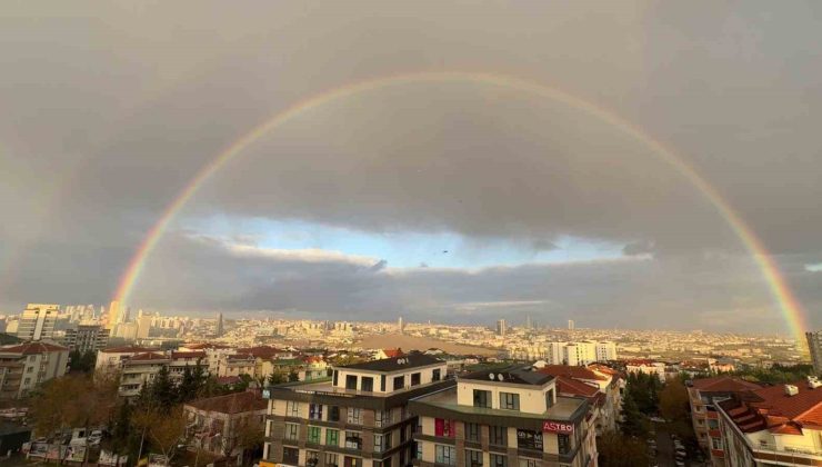 İstanbul semalarında oluşan gökkuşağı mest etti