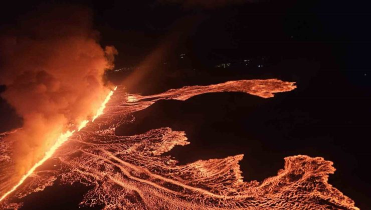 İzlanda’nın Reykjanes Yarımadası’ndaki yanardağ 7. kez patladı