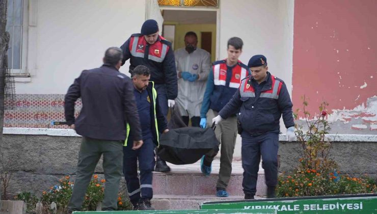 Kırıkkale’de şizofren hastası dehşet saçtı: Eniştesini öldürdü, annesini ağır yaraladı