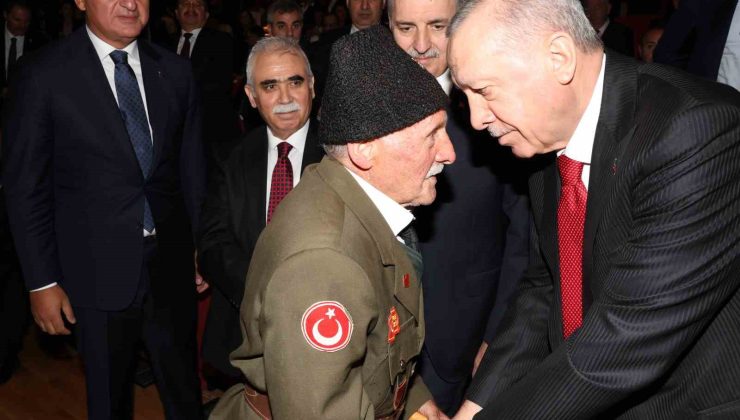 Kore Gazisi Uzun, Cumhurbaşkanı Erdoğan ile bir araya geldi