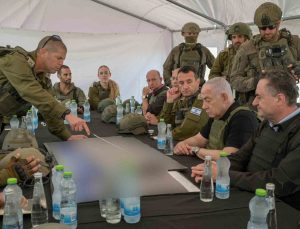 Netanyahu, Gazze’yi ikiye bölen Netzarim Koridoru’na gitti