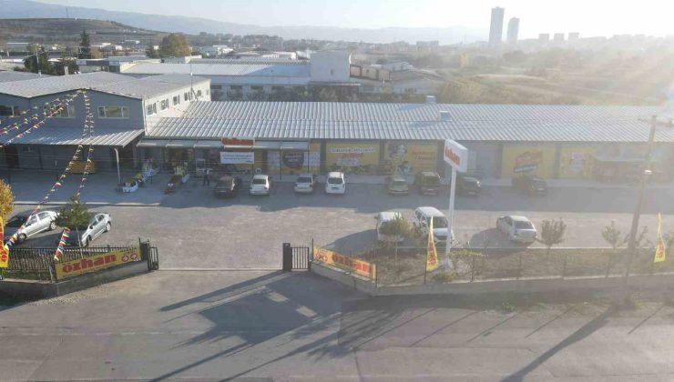 Özhan Marketler Zinciri’nin Nilüferköy şubesi açıldı