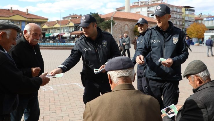 Polis, aileleri ve gençleri madde bağımlılığıyla ilgili bilgilendirdi