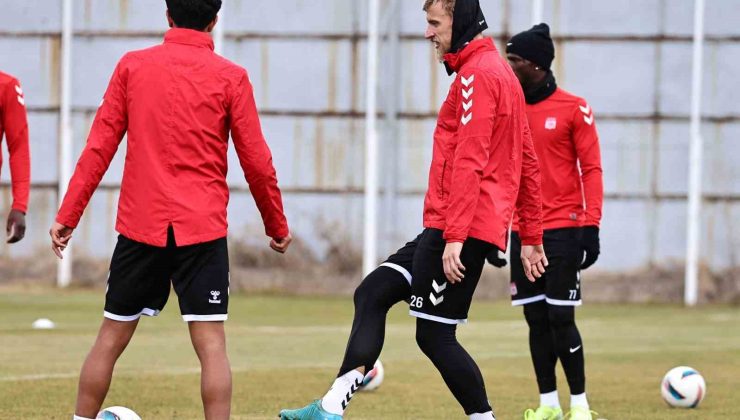 Sivasspor’da Kasımpaşa maçı hazırlıkları sürüyor