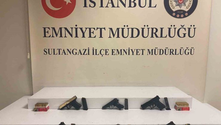 Sultangazi’de aile boyu silah ticareti: 3 gözaltı