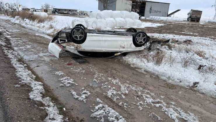 Tipi ve buzlanma kazaya neden oldu: 4 yaralı