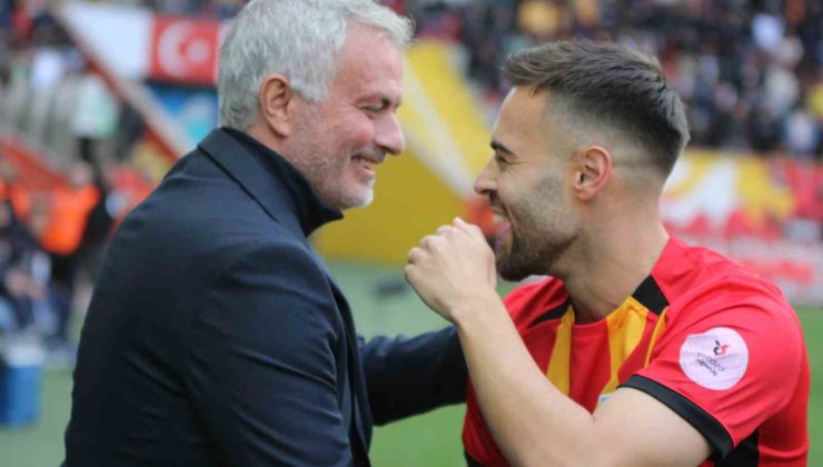 Trendyol Süper Lig: Kayserispor: 0 – Fenerbahçe: 2 (Maç devam ediyor)