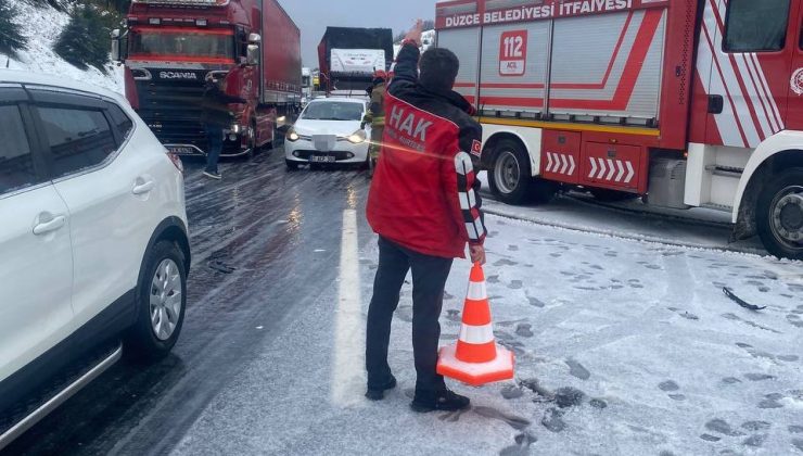 Van kurtarma ekibi, Bolu Tüneli’ndeki kazaya müdahale etti