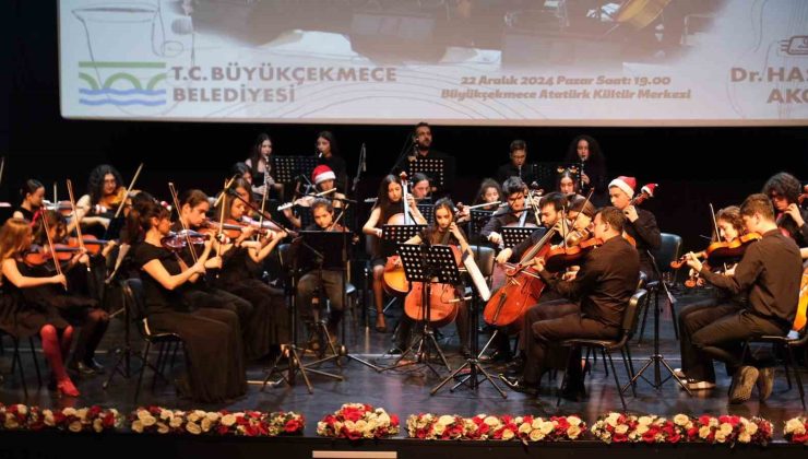 100. Yıl Gençlik Oda Orkestrası’ndan muhteşem yıl sonu konseri