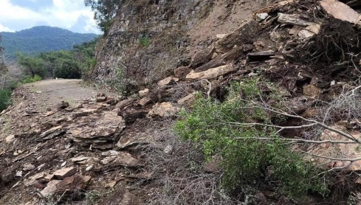 Davutlar Manastır yolu heyelan nedeniyle kapandı