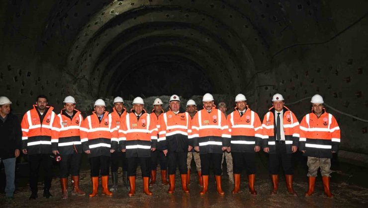 Erzurum ve Bingöl Valileri Çirişli Tüneli’ni inceledi