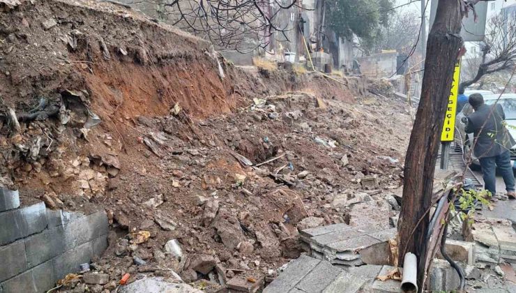 Kahramanmaraş’ta istinat duvarı çöktü