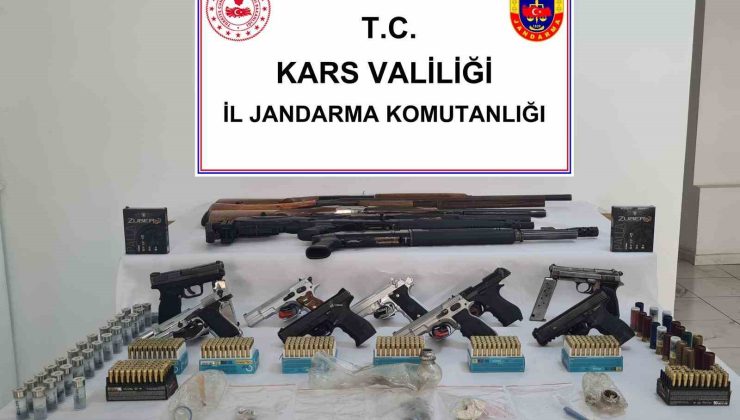 Kars’ta Jandarma’dan silah ve uyuşturucu operasyonu