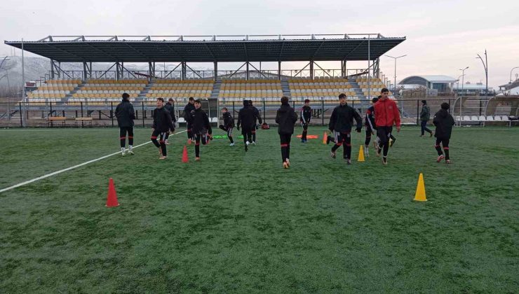 Muş’ta futbol kurslarına yoğun ilgi: Geleceğin yetenekleri yetişiyor