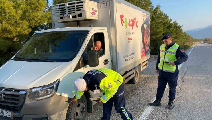 Sinop’ta kış lastiği denetimi