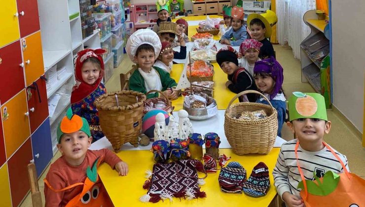 Sultangazili çocuklar Yerli Malı Haftası’nı kutladı