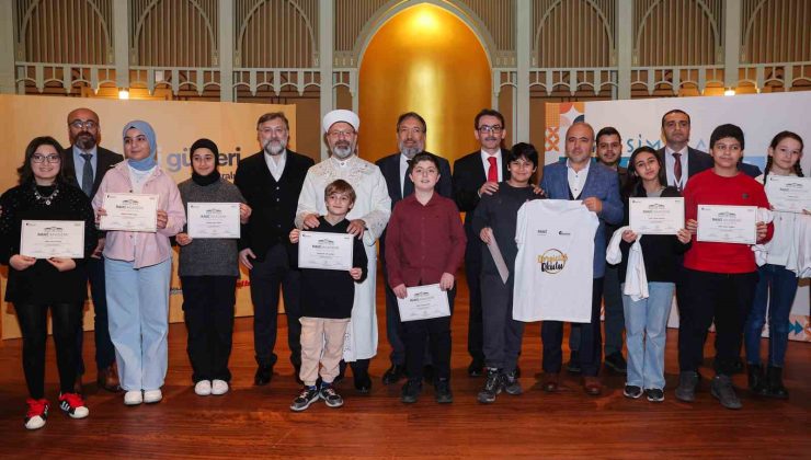 Taksim’de Diyanet İşleri Başkanı Erbaş ‘15. Dergi Günleri’nin açılışına katıldı