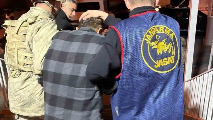 Van’da ‘Tasarlayarak öldürme’ suçundan 36 yıl 11 ay 10 gün kesinleşmiş hapis cezası bulunan şahıs yakalandı