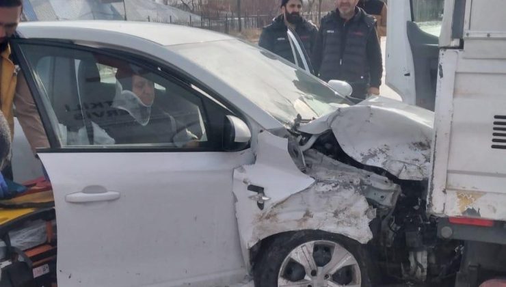 Van’da trafik kazası: 2 yaralı