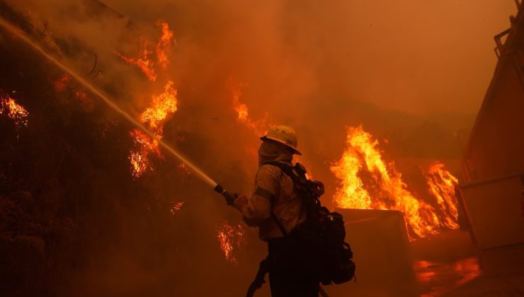 ABD’nin California eyaletinde yangın paniği