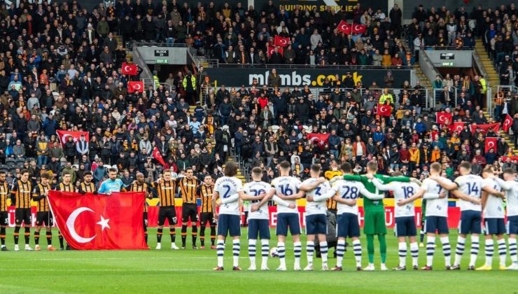 Acun Ilıcalı’dan Hull City-Leeds United maçı öncesi ’Türk Bayrağı’ açıklaması