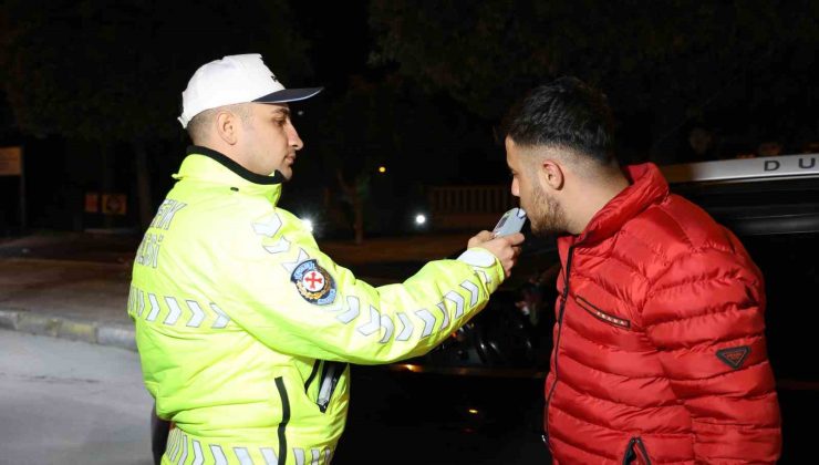 Adana’da 8 bin 372 polis ve jandarmayla “Yılbaşı Huzur ve Güven” denetimi