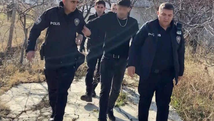 Aksaray’da nefes kesen polis-şüpheli kovalamacası kamerada