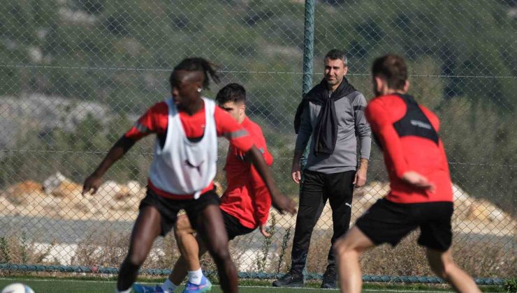 Atakaş Hatayspor, Galatasaray maçı hazırlıklarına devam ediyor