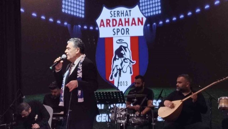 Başkan Demir, Serhat Ardahaspor kulübü dayanışma gecesinde konser verdi