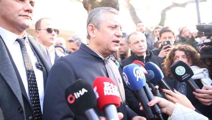 CHP Genel Başkanı Özel: “(DEM Parti’nin MHP’yi ziyareti) AK Parti’nin bir kenarda durduğu, sürecin MHP üzerinden yürütülmesini de doğru bulmuyoruz”