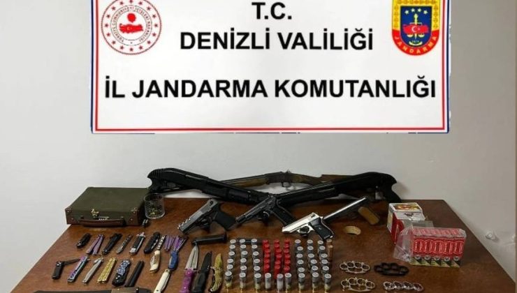 Denizli jandarması silah kaçakçılarını cephanelikle yakaladı