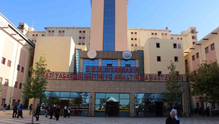 Diyarbakır’da “bıçak parası” aldığı iddiasıyla biri doktor 3 kişi tutuklandı