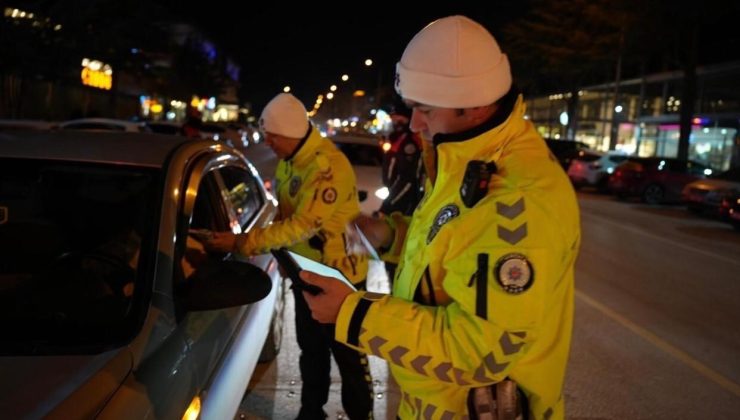 Isparta’da asayiş ve trafik denetimi: 5 araç trafikten men edildi