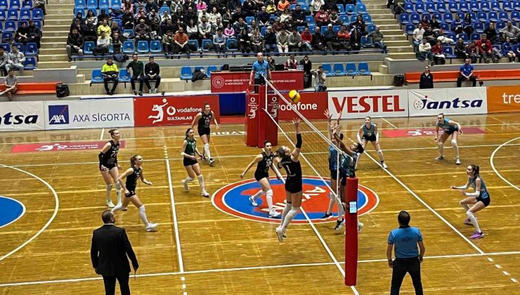 Sultanlar Ligi: Aydın Büyükşehir Belediyespor: 1 – Nilüfer Belediyespor Eker: 3