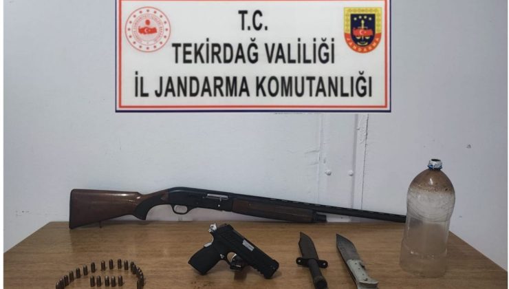 Tekirdağ’da uyuşturucu ve silah operasyonlarında çok sayıda malzeme ele geçirildi