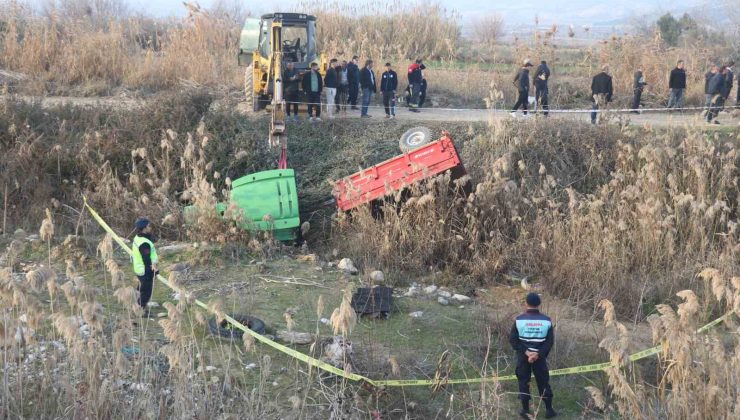 Traktör dere yatağına düştü: Dede öldü, torunu yara almadan kurtuldu