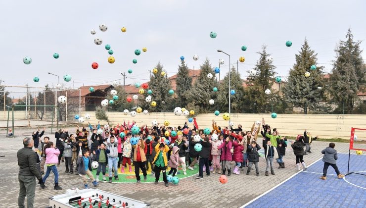 Yeşilyurt Belediyesi’nin ‘Spor İstasyonları’ projesine yoğun ilgi